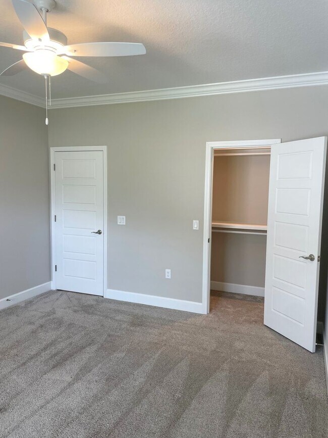 Building Photo - 3/2 Landscaping included - practically brand new!