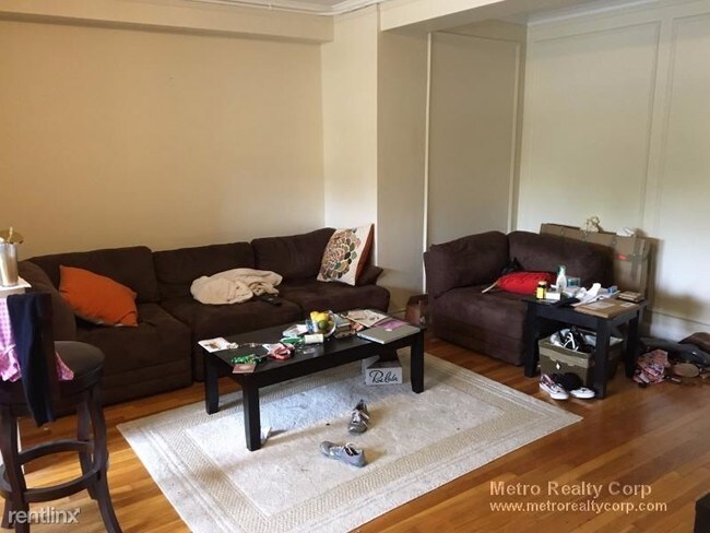 Foto del edificio - 1284 Beacon St