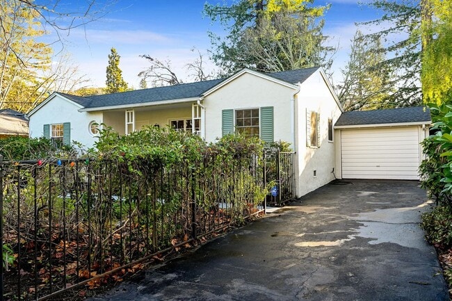 Building Photo - 4055 Marianne Dr
