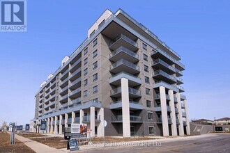 Building Photo - 425 Watson Pkwy N