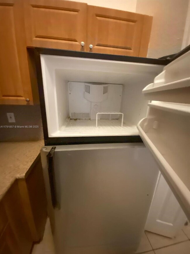 Foto del edificio - 1656 SE 29th Ct