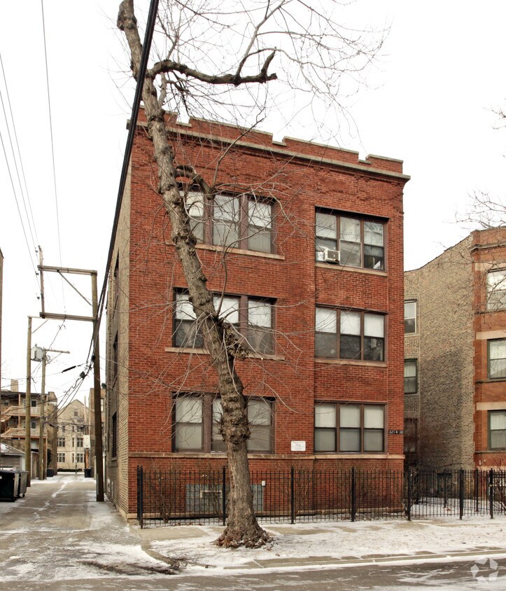 Foto del edificio - 6214-6216 N Wayne Ave
