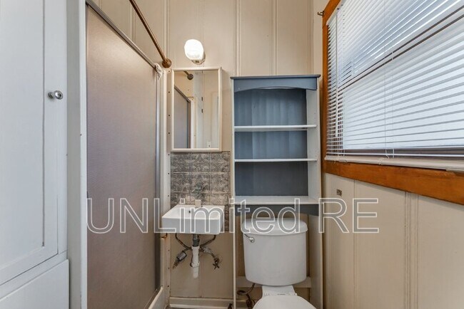 Foto del edificio - 908 North Humphreys Street