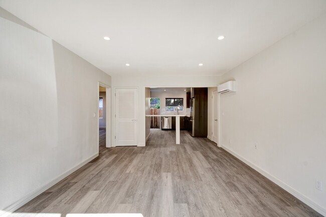 Foto del edificio - 539 Cedar St