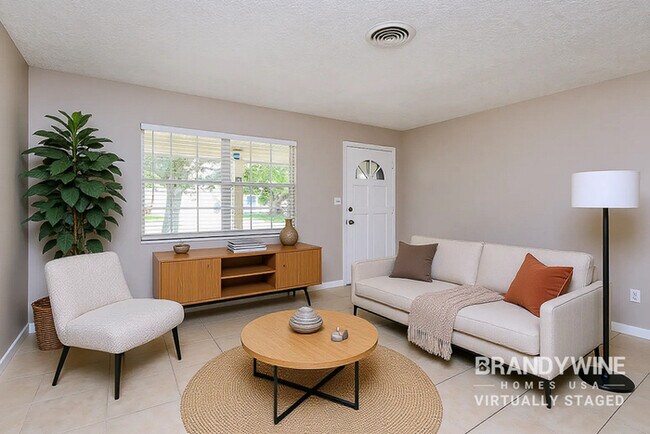 Foto del edificio - 1830 Hinckley Rd