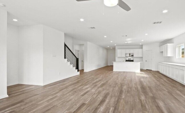 Foto del edificio - 3008 Emerald Ocean Dr