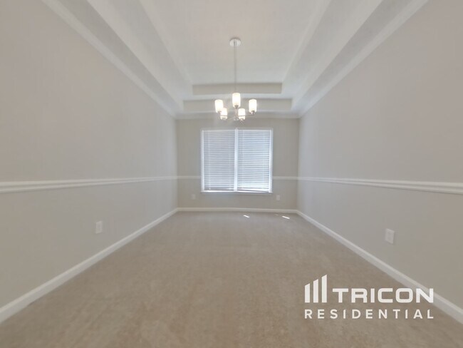 Foto del edificio - 5181 St Claire Pl
