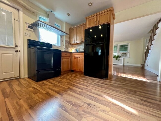 Foto del edificio - Gorgeous 3-Bedroom Home in Havertown! Available NOW!