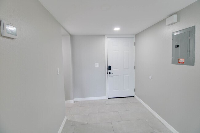 Foto del edificio - 1054 Lotus Cove Ct