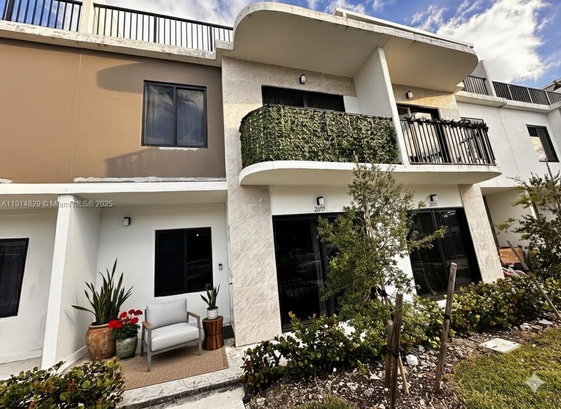 Foto principal - 26119 SW 145th ct