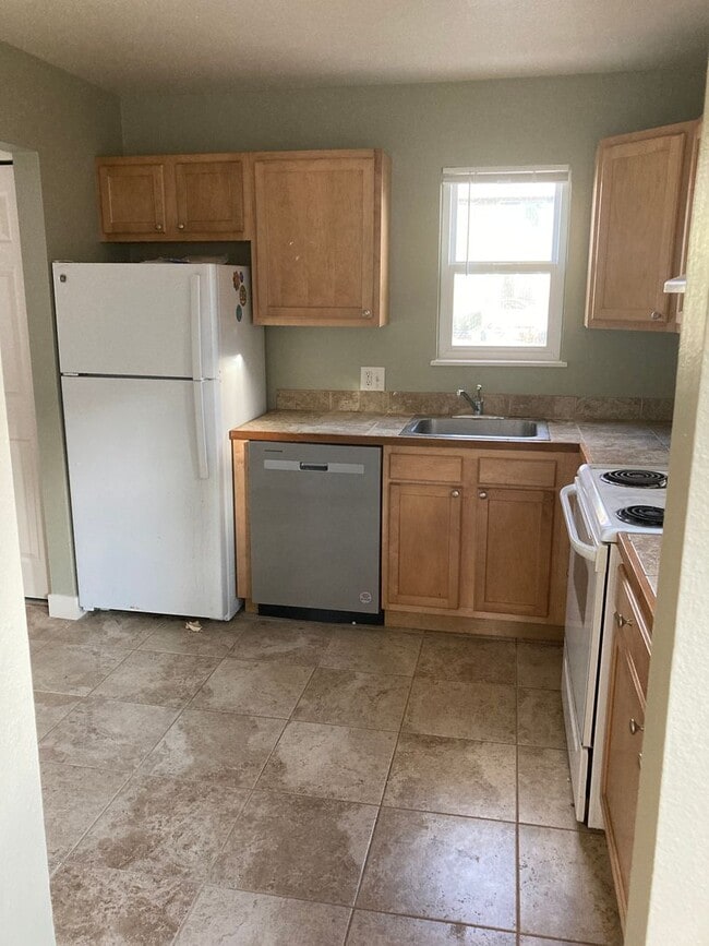 Building Photo - 3547 Nottingham Ct