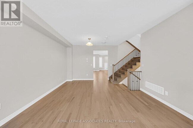 Building Photo - 489 Twin Streams Rd