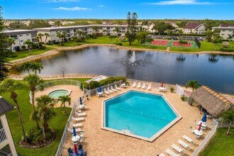 Building Photo - 1022 Manatee Rd