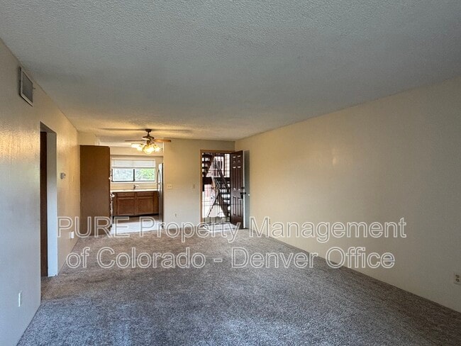 Building Photo - 218 Wright St