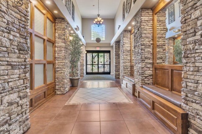 Building Photo - 5450 E Deer Valley Dr