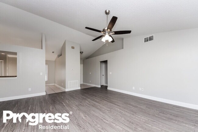 Foto del edificio - 14019 Ames Ave