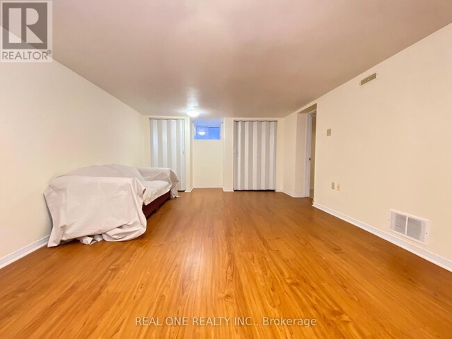 Photo du bâtiment - 22 Princeway Dr
