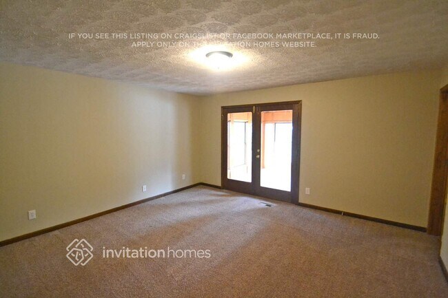 Foto del edificio - 3921 Crestmoor Ct NW
