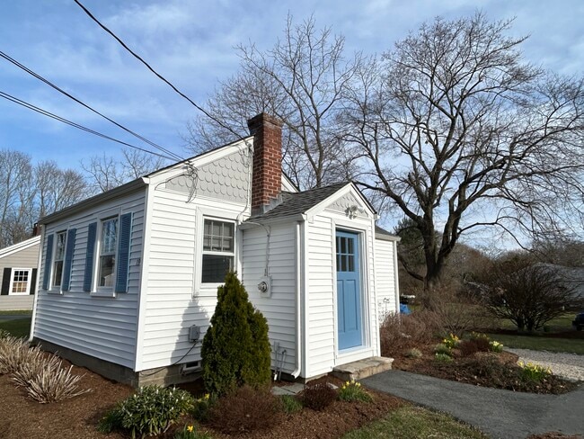 Building Photo - 19 Catharine St