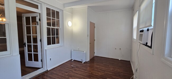 Building Photo - 3815 W St NW