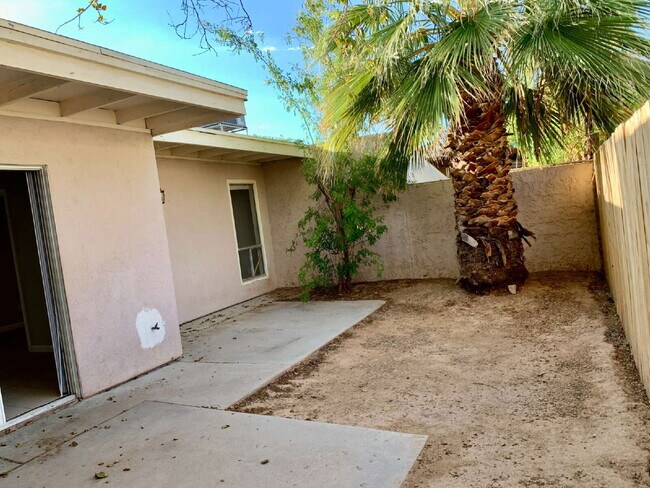 Foto del edificio - 4317 N 19th Dr