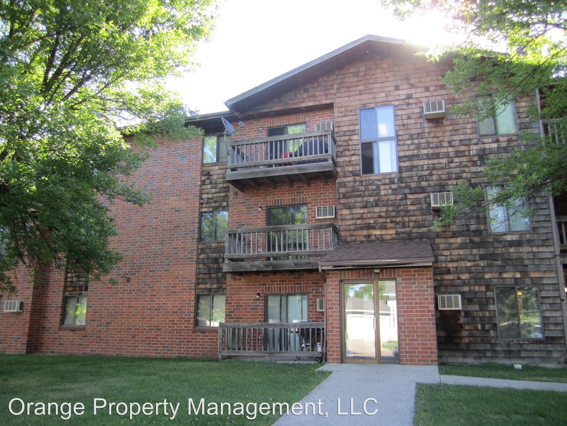 Foto principal - 1457 11th St N