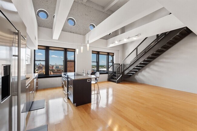 Building Photo - 915 Olive St