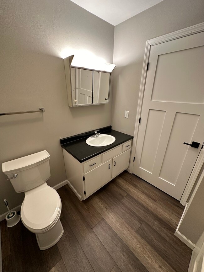 Bathroom - 410 Johnson St