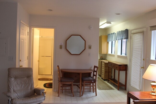 Building Photo - Studio | Powder Village | Sunriver