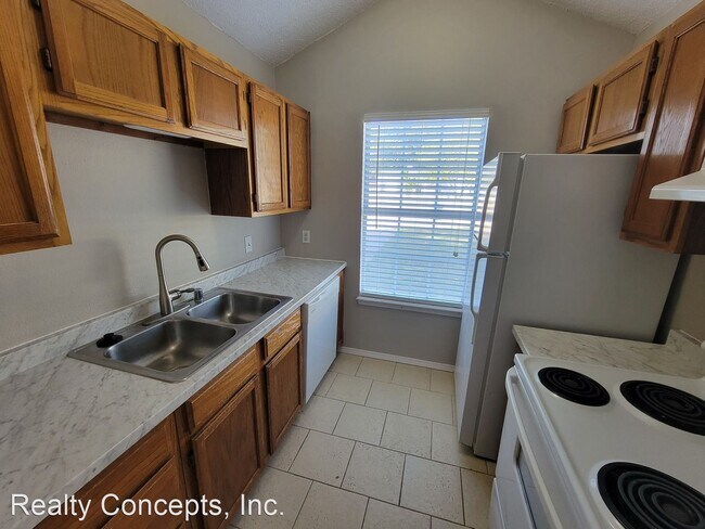 Building Photo - 2 br, 1 bath House - 347 Redbud