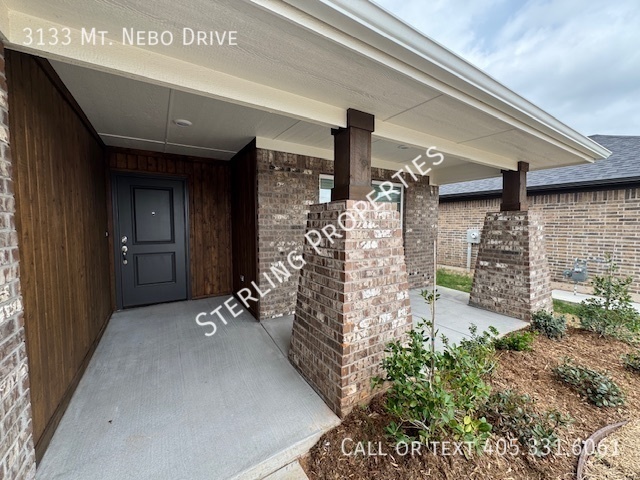 Building Photo - 3133 Mt Nebo Dr
