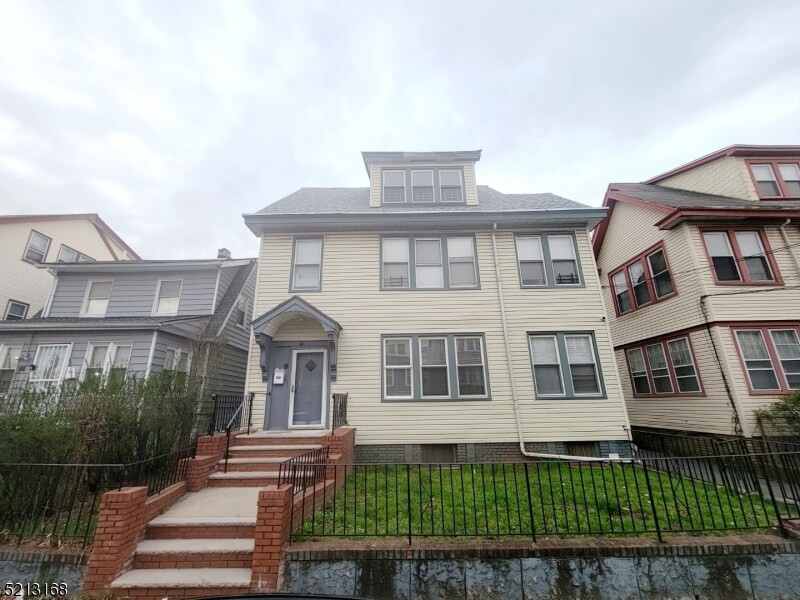 Foto principal - 68 Huntington Terrace