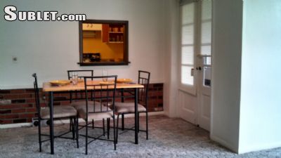 Building Photo - 1723 Meadowbrook Dr