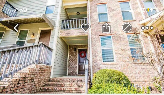 Foto del edificio - 739 Boston Park Dr