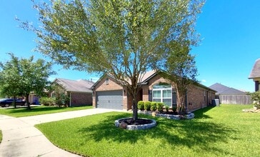 Building Photo - 23150 Quiet Heron Ct