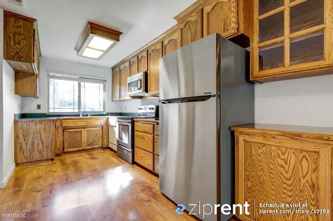 Building Photo - 3 br, 2 bath House - 613 Hermosa Pl, Davis...