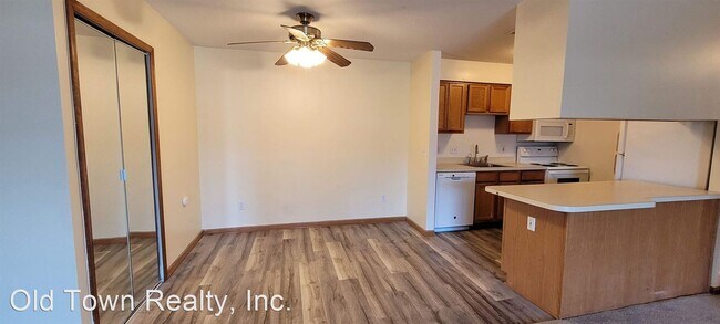 Building Photo - 2 br, 2 bath House - 2568 Eagle Circle #4