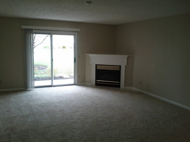 Foto del edificio - 9640 Crosley Farm Dr