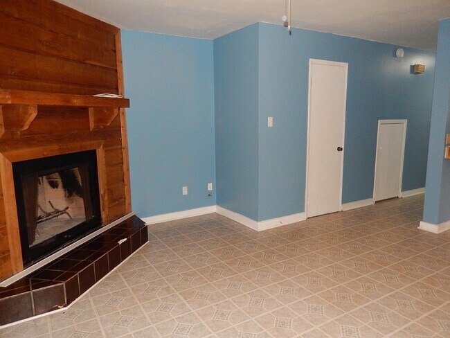 Foto del edificio - 3298 Nekoma Ln