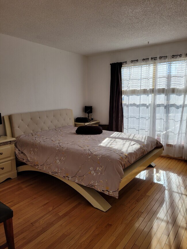 Foto del edificio - 4480 S Pitkin St