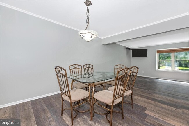 Building Photo - 8794 Inspiration Ct