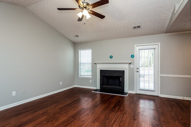 Foto del edificio - 434 Fairhaven Ct