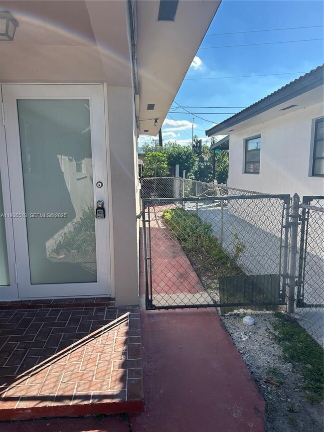 Foto del edificio - 442 E 29th St