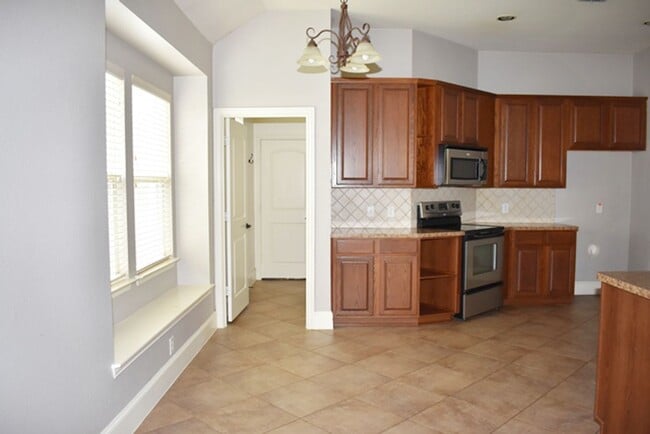 Foto del edificio - 10312 Colfax Dr