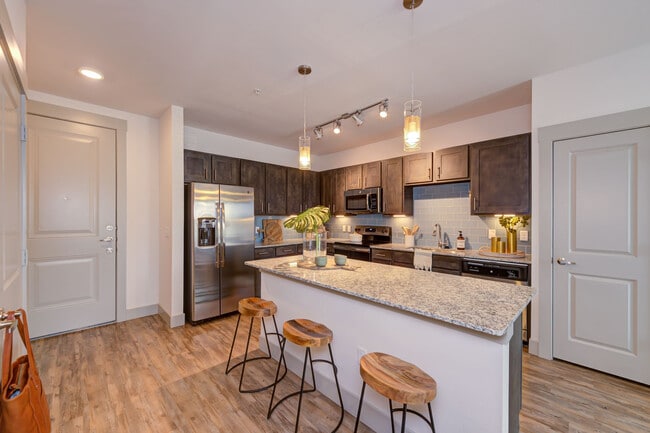 THE REFLECTION AT MONTGOMERY RIDGE apartments — community photo - THE REFLECTION AT MONTGOMERY RIDGE