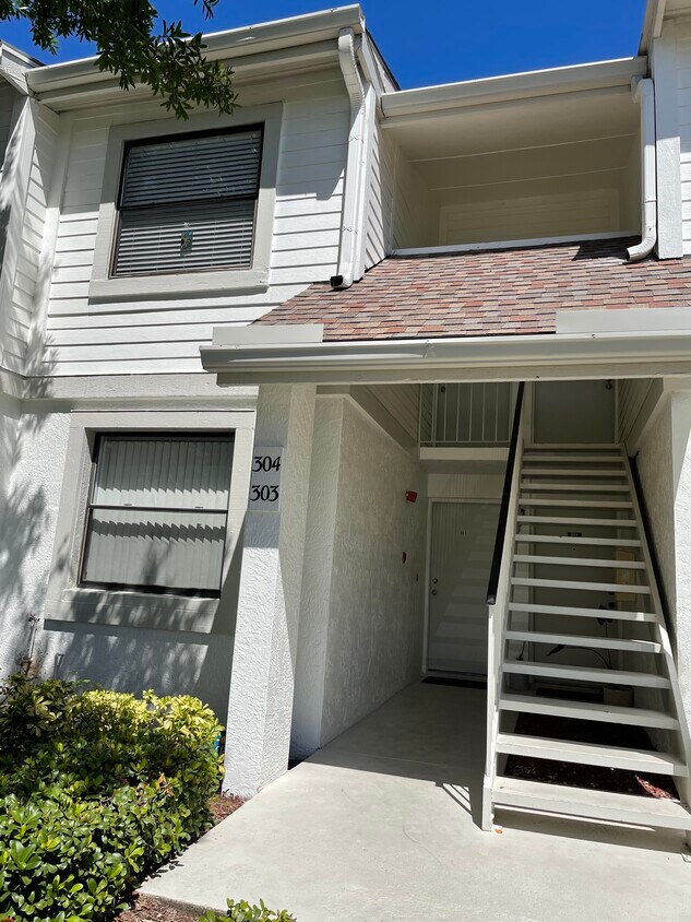 303 Windward Plz Unit 303, Oldsmar, FL 34677 Apartments in Oldsmar