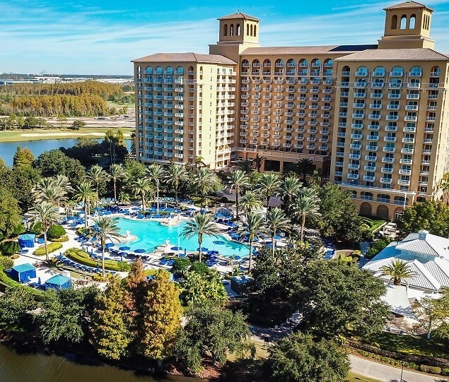 The elegant Ritz-Carlton Grande Lakes is located near Williamsburg