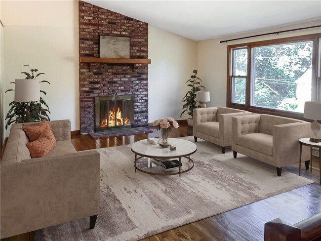 Foto del edificio - 60 N Cobble Hill Rd