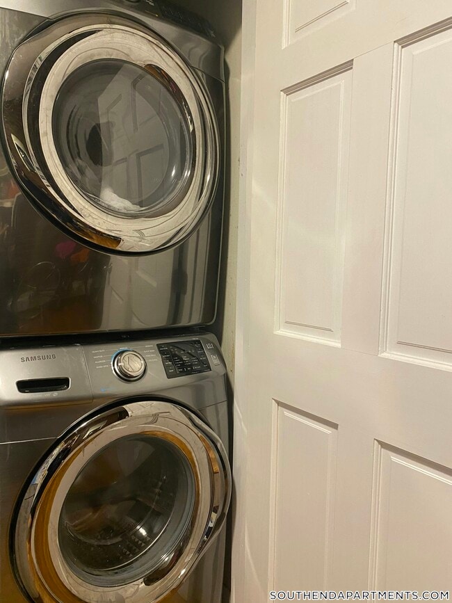 Building Photo - 38 Bradford St