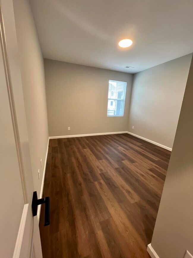 Building Photo - 103 Juniper Path
